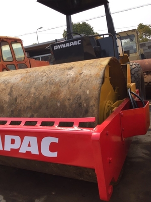 Rodas usadas Dynapac CA251D de 15 toneladas no Japão com motor EPA e tinta original