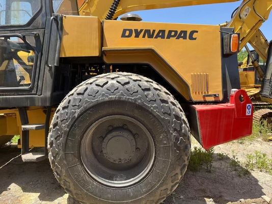 15 toneladas Dynapac CA301 Roller de estrada usado com pintura original e motor HINO do Japão