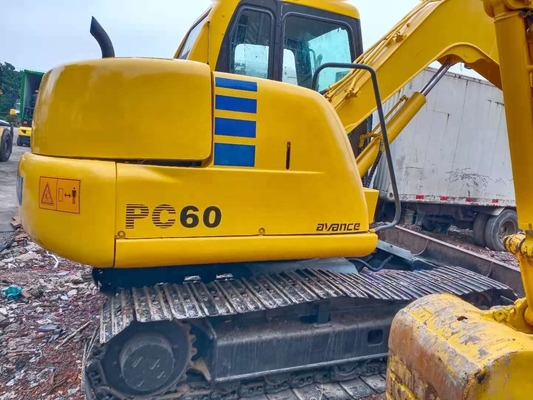 Excavadora Komatsu PC60 Máquina em bom estado Peso 6000 KG