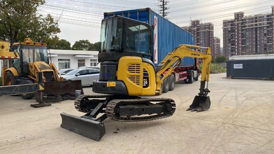 Excavadora Komatsu PC35 3T em bom estado Excavadora de rastreamento EPA Motor Shanghai