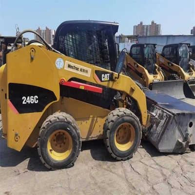 Carregador de rodas Caterpillar Cat 246c para condições de trabalho difíceis