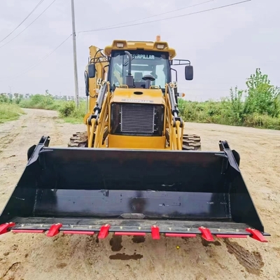 Horas baixas CAT 420F Backhoe Loader com excelente condição em lojas de materiais de construção