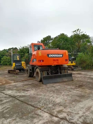 Excavadora usada Doosan DH150W-7 com motor HINO 15000 kg Peso da máquina e Japão