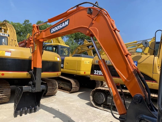 Excavadora Caterpillar usada DH55 DH60 Excavadora de pintura original com motor EPA