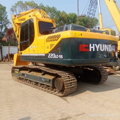 Excavadora usada Hyundai 220LC-9S 20 toneladas com capacidade de balde de 0,3m3 na Coreia