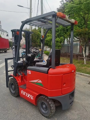 Elevador de forquilhas usado com motor original da EPA Heli A15 com capacidade de 1 tonelada