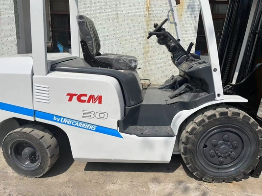 TCM 3 toneladas de empilhadeira usada com outra capacidade de balde e 3000 kg de peso da máquina