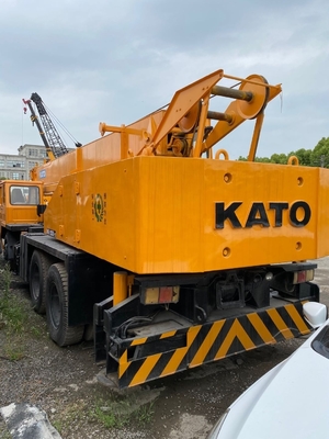 Original Japão KATO 45TON guindaste de caminhão hidráulico em Xangai Em boas condições