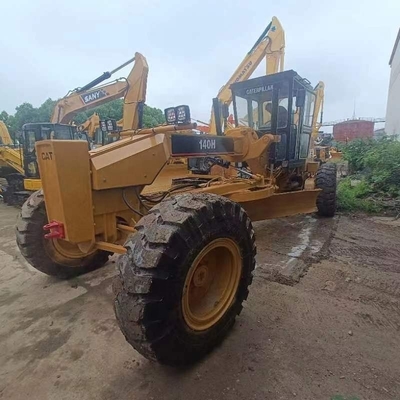 Gradeiros usados CAT140H com pneus rodoviários e motor Cummins em boas condições