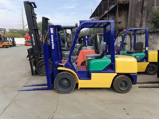 Usado Komatsu FD30 Pequena empilhadeira 3TON do Japão Excelentes condições de trabalho