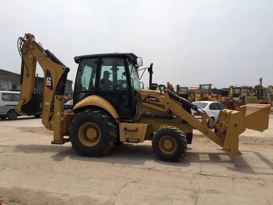 CAT 430F Carregador usado com capacidade de balde de 0,2 m3 e poucas horas de trabalho Em bom estado