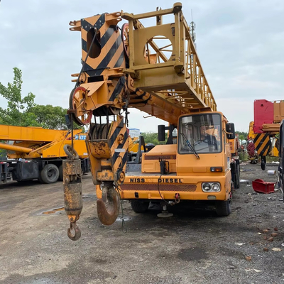 Equipamento de elevação de guindastes TADANO em Xangai Max. Carga de elevação 50TON