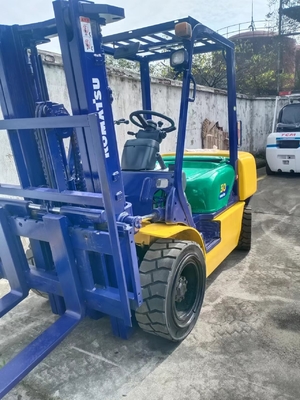 KOMATSU FD30 3 toneladas de empilhadeira de paletes mini usados para contêineres de armazém