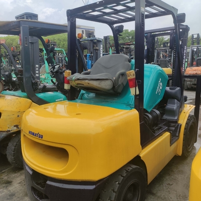 3000 KG Peso KOMATSU FD30 3 TON Carrinho de elevação de paletes para contêiner de armazém