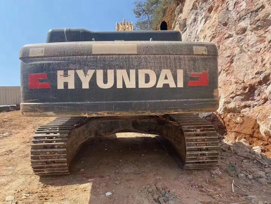 Excavadora R350lvs 35TON com motor EPA e pintura original em excelente estado