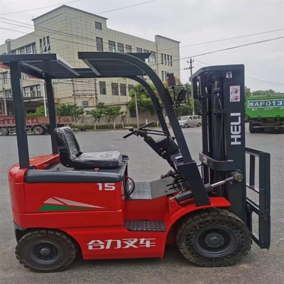 Home Diesel Heli A15 com pintura original e motor EPA em boas condições
