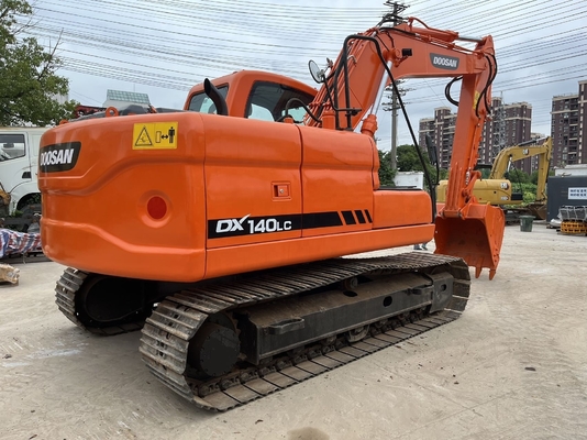 Excavadora Doosan DX140LC com motor original e cilindro hidráulico Liyuan do Japão