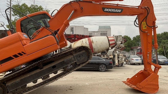 Excavadora Doosan DX140LC com motor original e cilindro hidráulico Liyuan do Japão