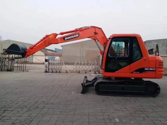 Excavadora Doosan DH80 usada com pintura original e cilindro hidráulico Liyuan no Japão