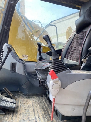 Excavadora de segunda mão de 13 toneladas KomatsuPc130 com poucas horas de trabalho e capacidade de balde de 3M3