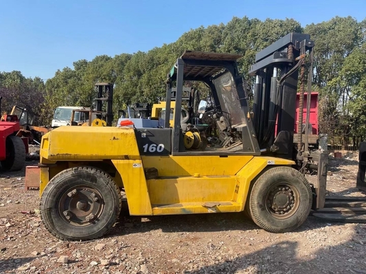 Equipamento pesado KOMATSU em excelente estado de funcionamento