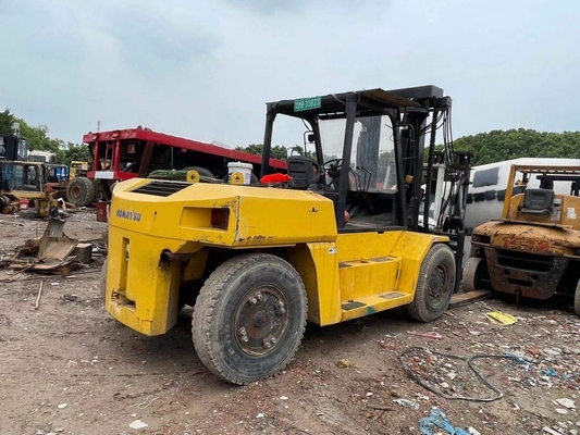 Equipamento pesado KOMATSU em excelente estado de funcionamento