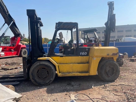 Equipamento pesado KOMATSU em excelente estado de funcionamento