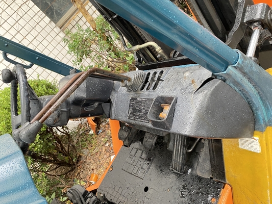 Japão TOYOTA FD30 empilhadeira a diesel de 3 toneladas, caminhão de elevação de paletes, com poucas horas de trabalho