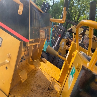 Outros cilindros hidráulicos usados Bulldozer Caterpillar CAT D4C Bulldozers em bom estado