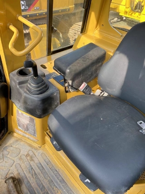 Bulldozer CAT D4G Bulldozer original do Japão com capacidade de 1,92m3 e potência de 80KW