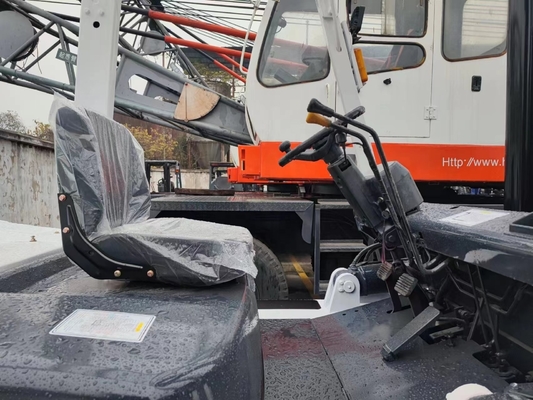 2019 Usado TCM 7 toneladas em boas condições em Japão feito Branco em segunda mão em elevador