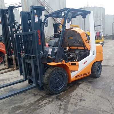 Caminhão de empilhadeira diesel de 3 toneladas TCM usado de 2017 com motor original do Japão