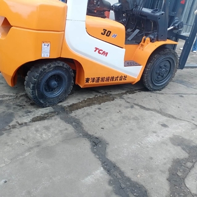 Caminhão de empilhadeira diesel de 3 toneladas TCM usado de 2017 com motor original do Japão