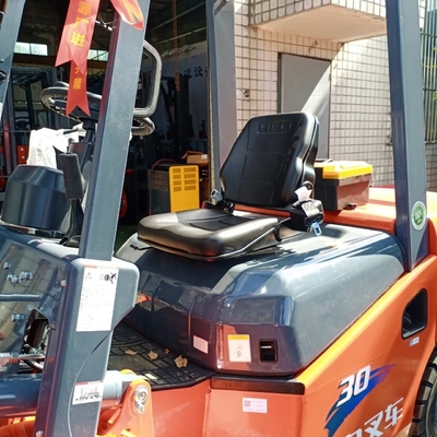 3 toneladas de empilhadeira FD30 com 3 mastros Automático/Manual Usado Japão Heli Excelente estado