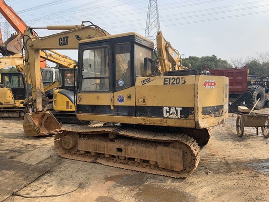 CAT E120B Excavadoras de segunda mão Excavadora com válvula hidráulica CAT e cor amarela preta