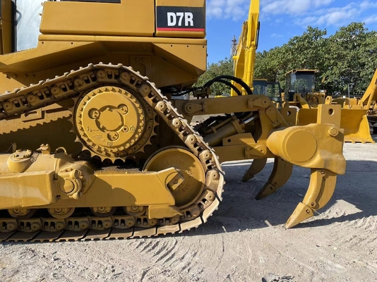 Bulldozer CAT D7R de segunda mão com poucas horas de trabalho no Japão a preços acessíveis