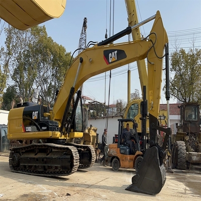 Excavadora CAT 330d2 com 156kw de potência e cilindro hidráulico TOSHIBA