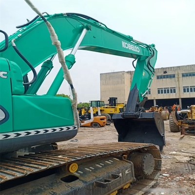 Cobelco SK 210 escavadeira de segunda mão para construção