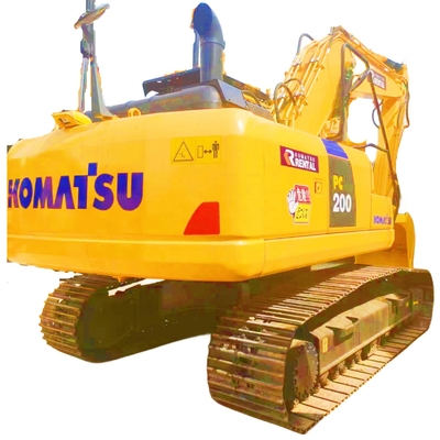 Excavadora hidráulica usada KOMATSU PC200-8 em boas condições