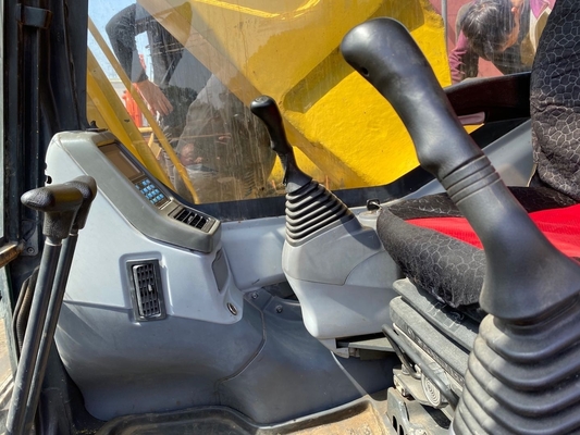 Excavadora de rastreamento usada Komatsu PC300-7 30 toneladas com poucas horas de trabalho a preços acessíveis