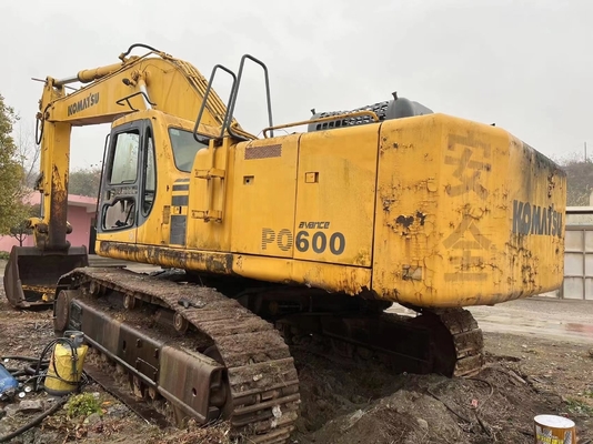 Excavadora KOMATSU PC600 em excelente estado com poucas horas de trabalho