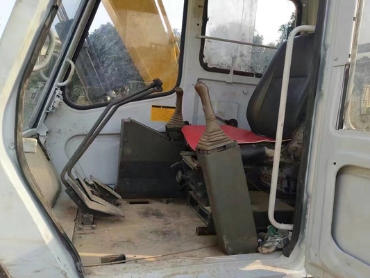 Excavadora usada de 25 toneladas em excelente estado.