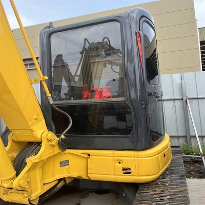 Excavadora Komatsu PC40 em boas condições
