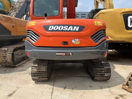 Excavadora DOOSAN DX80 Excavadora de rastreamento usado com poucas horas de trabalho e operação suave