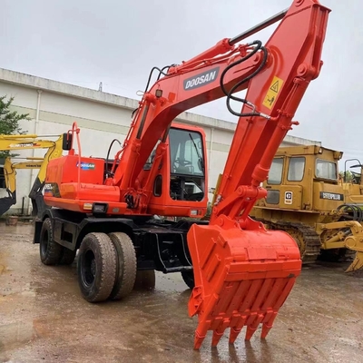 2022 DOOSAN DH150-7 Excavadora de rodas com poucas horas de trabalho e bom desempenho