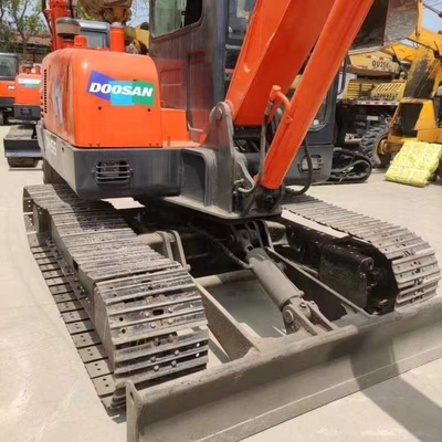 Doosan DH55 Crawler Excavator 5,5 toneladas cor original Mini Excavator usado em Xangai
