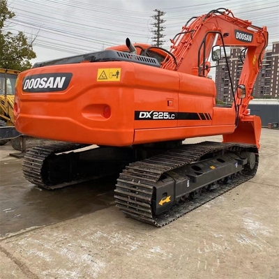 Horas de trabalho baixas 0-2000 Excavadora Doosan DX225LC usada para o seu negócio de construção
