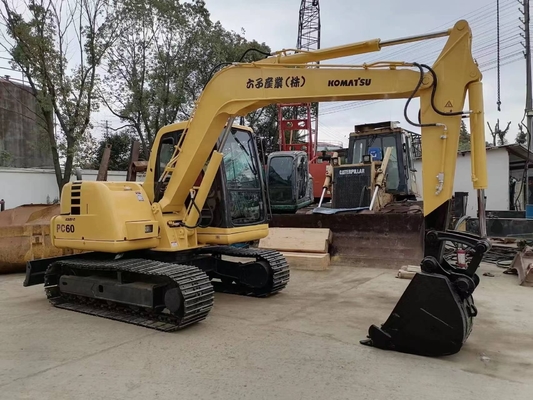 Excavadora Komatsu PC60 importada do Japão, com motor original e baixa duração de trabalho