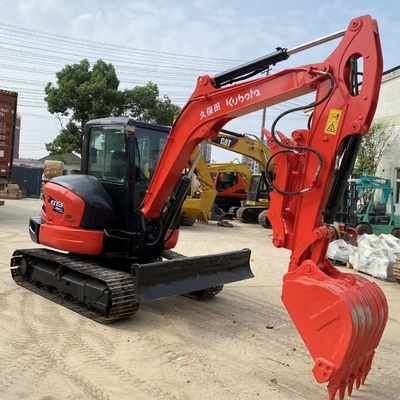 Excavadora Kubota KX165-5 usada em bom estado, original japonês, peso operacional de 6 toneladas.