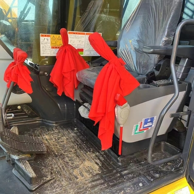 Excavadora de segunda mão KOMATSU PC210-8 em boas condições com poucas horas de trabalho